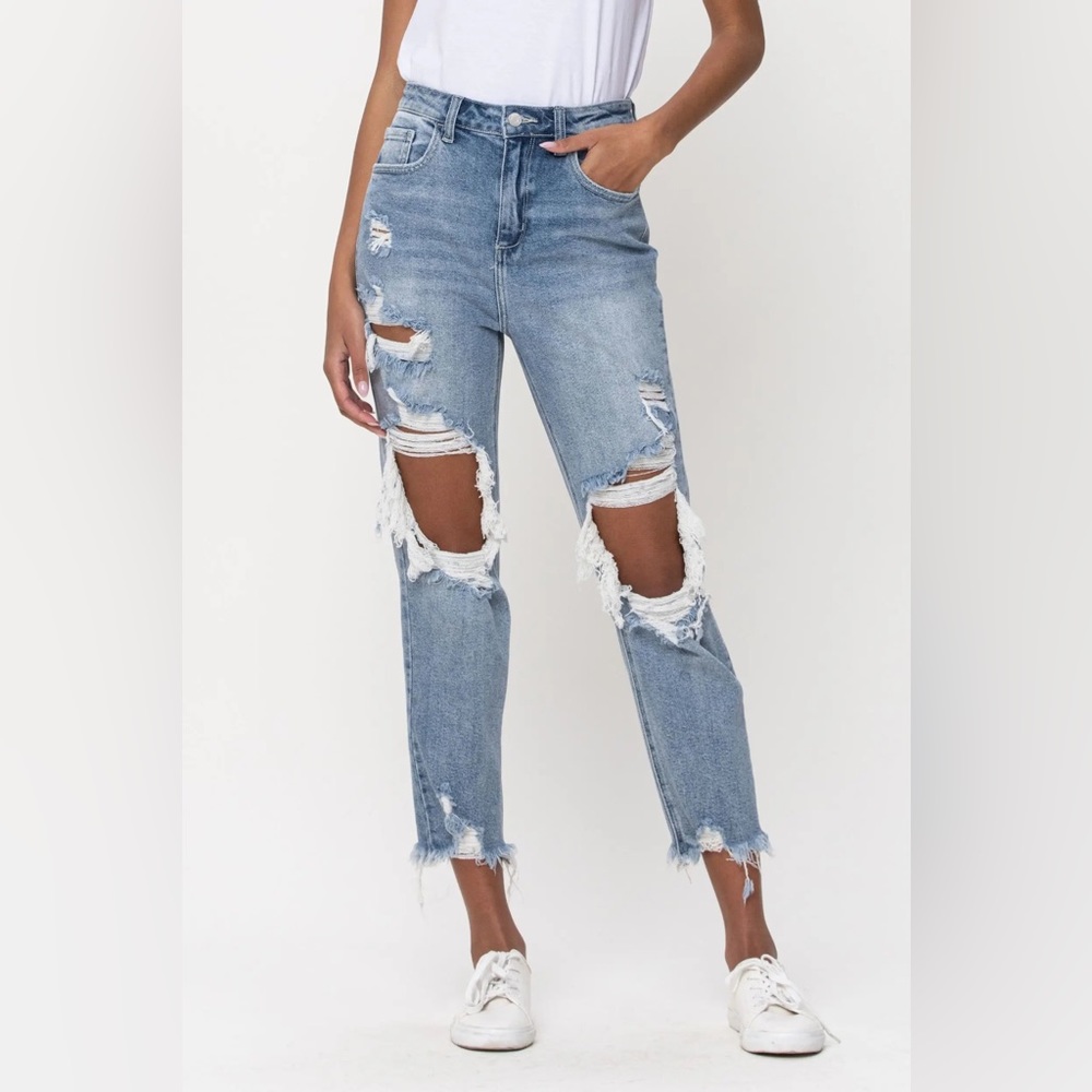 Cello Short Ripped Baggy Jeans. Size 3. Worn a few times.